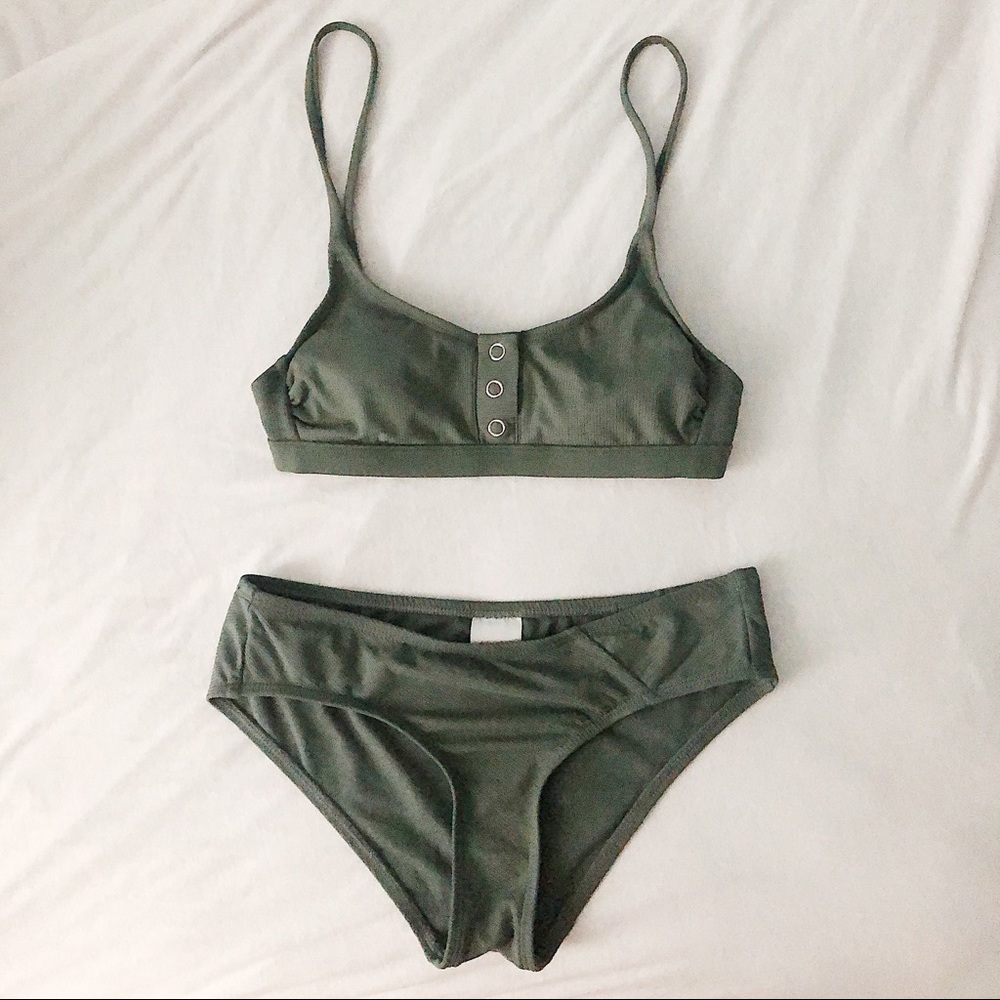 LAST CHANCE Green Ribbed Front Snap Bikini